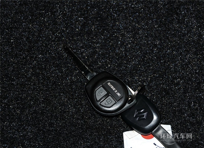 2015款 1.3 MT Mode3導(dǎo)航版