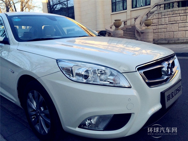 2015款 1.5L 手動(dòng)舒適超值導(dǎo)航版