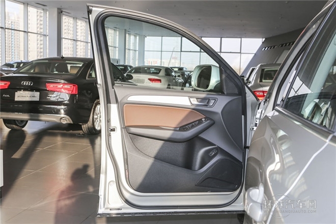 2015款 35 TFSI 標(biāo)準(zhǔn)型