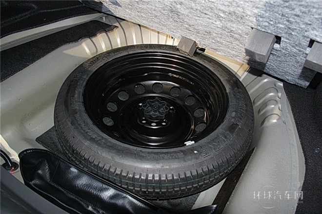 2015款 1.8T 自動精英型