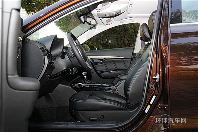 2015款 1.8T 自動(dòng)精英型