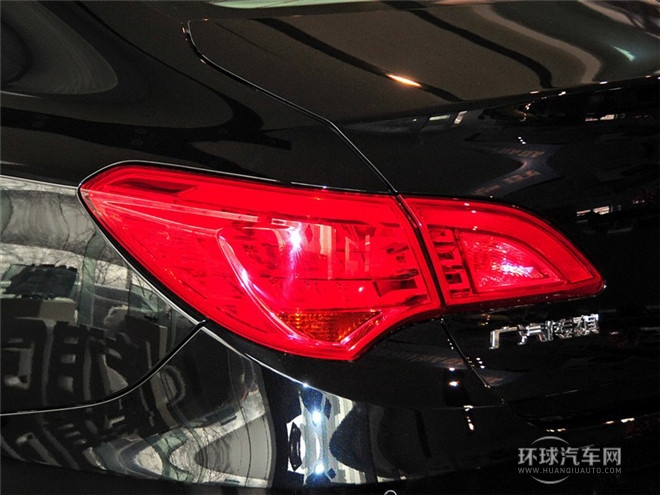 2015款 1.8T 自動(dòng)舒適型