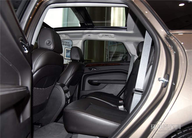 2015款 3.0L 領(lǐng)先型