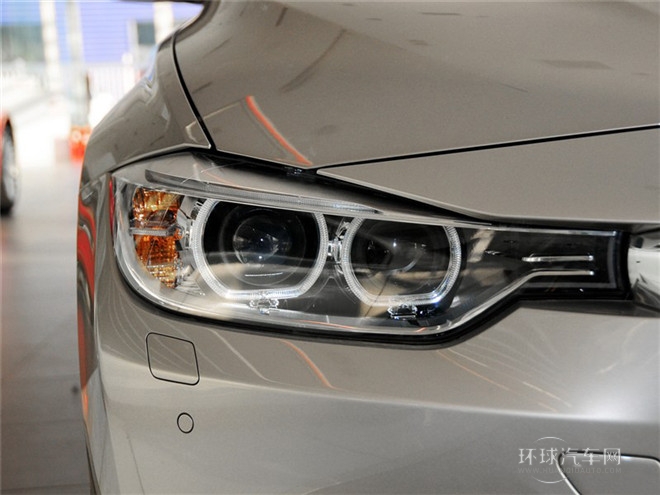 2015款 328i xDrive 設(shè)計(jì)套裝型