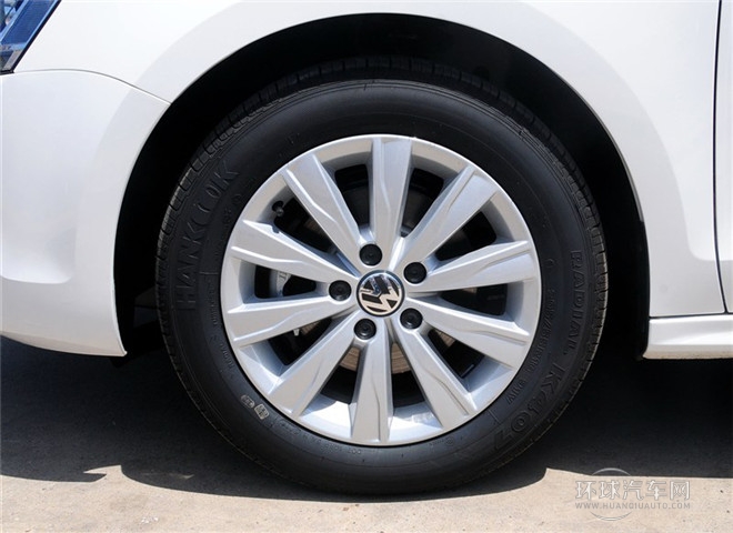 2015款 1.6L 手動領(lǐng)先型