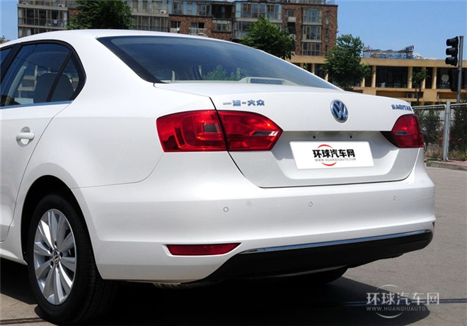 2015款 1.6L 手動領(lǐng)先型