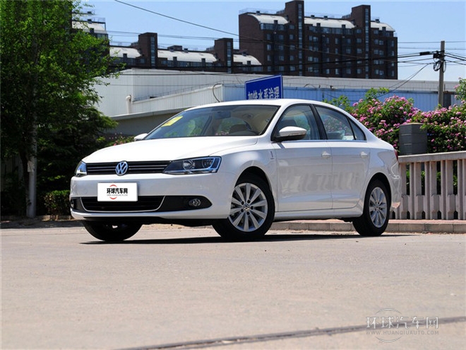 2015款 1.6L 手動(dòng)領(lǐng)先型