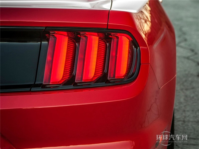 2015款 5.0L GT 運(yùn)動(dòng)版