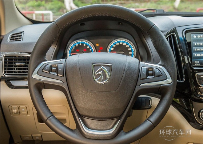 2015款 1.8L 手動豪華導(dǎo)航ESP版 7座
