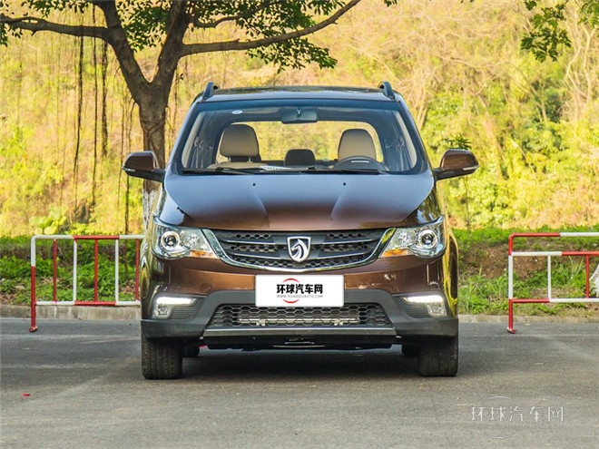 2015款 1.8L 手動(dòng)豪華導(dǎo)航ESP版 7座