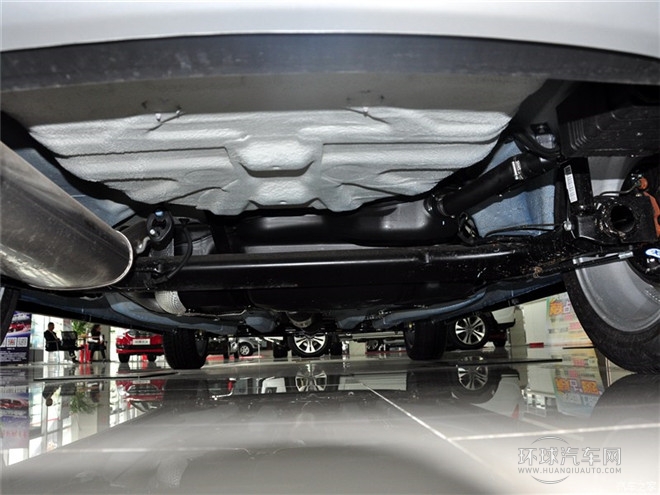 2014款 兩廂 1.5L 手動(dòng)新青年版