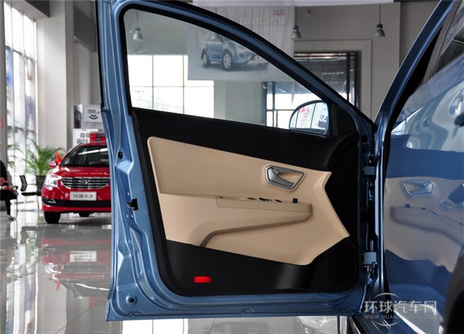 2014款 兩廂 1.5L 手動(dòng)新青年版