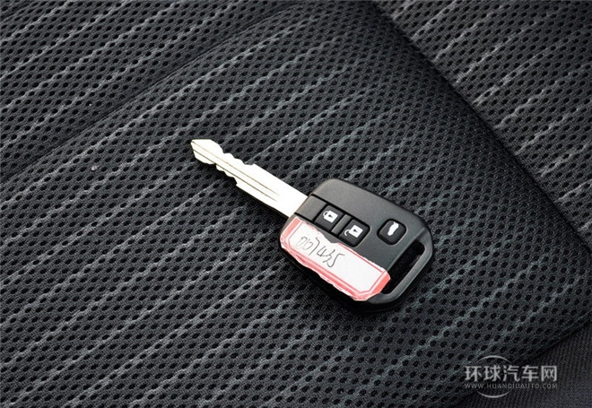 2014款 榮耀導(dǎo)航版 1.8T 自動(dòng)旗艦型