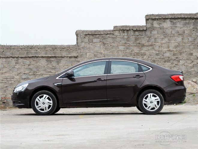 2014款 榮耀導(dǎo)航版 1.8T 自動(dòng)旗艦型