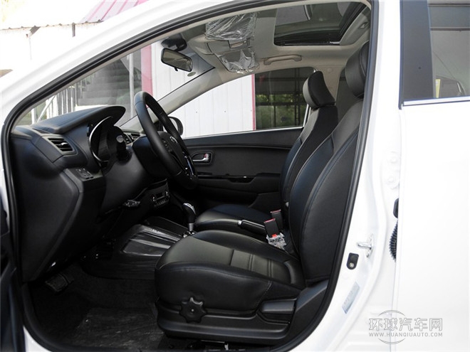 2015款 三廂 1.6L AT Premium