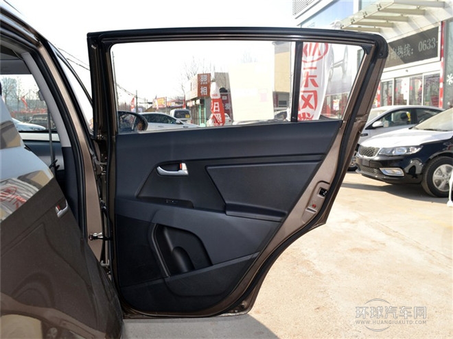 2015款 2.0L 手動(dòng)兩驅(qū)版GL