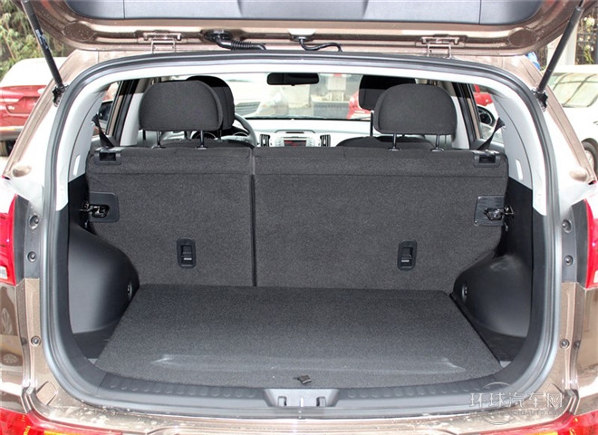2015款 2.0L 手動兩驅(qū)版GL