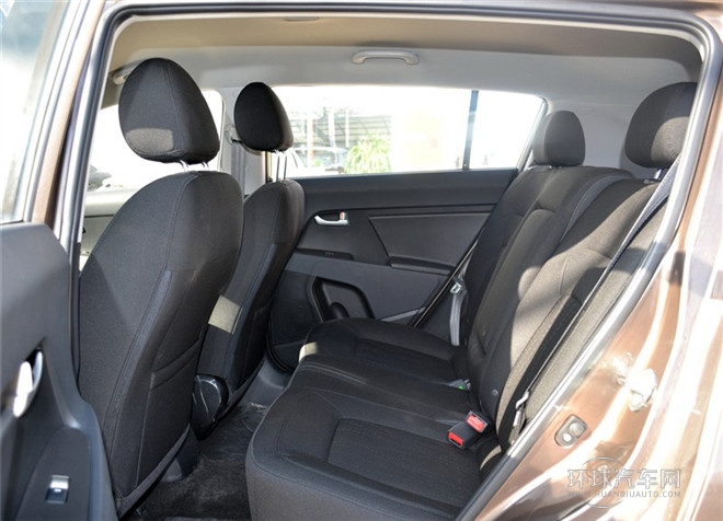 2015款 2.0L 手動兩驅(qū)版GL
