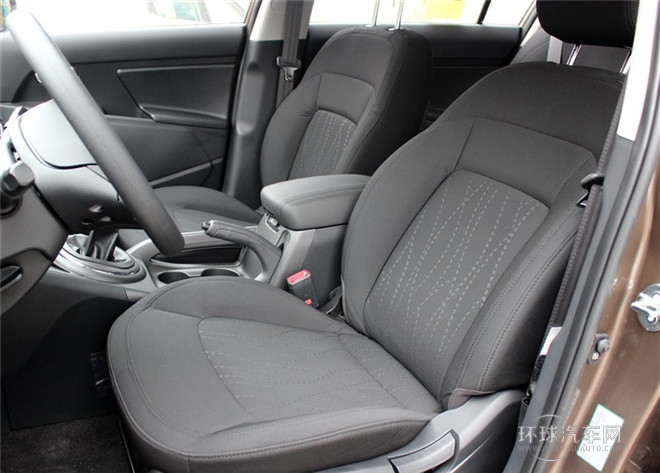 2015款 2.0L 手動(dòng)兩驅(qū)版GL