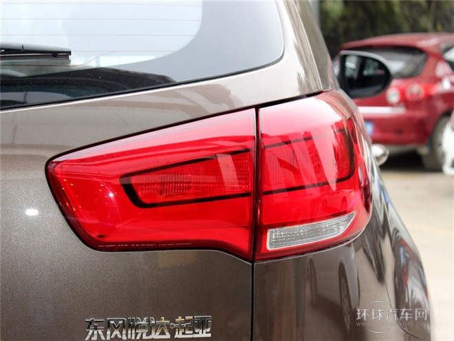 2015款 2.0L 手動兩驅(qū)版GL