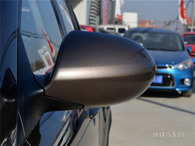 2015款 2.0L 手動兩驅(qū)版GL