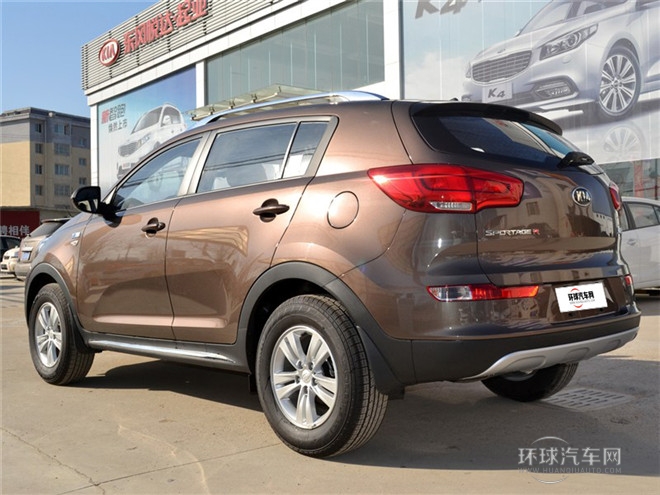 2015款 2.0L 手動(dòng)兩驅(qū)版GL
