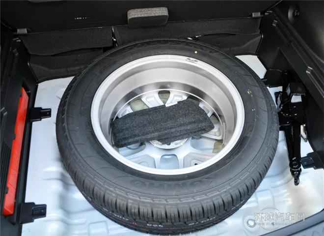 2015款 2.0L 手動(dòng)兩驅(qū)版GLS