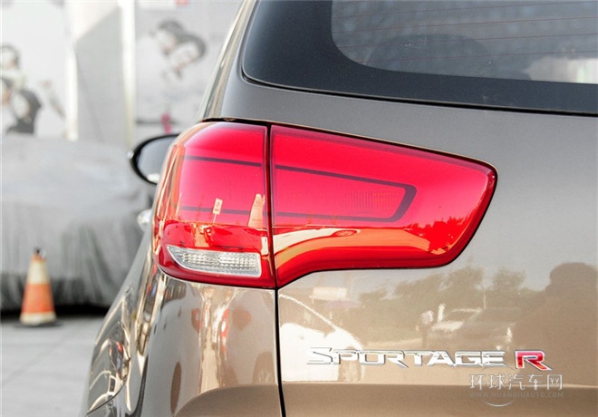 2015款 2.0L 自動兩驅(qū)版DLX