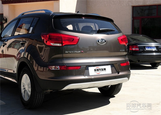 2015款 2.0L 自動(dòng)兩驅(qū)版GL