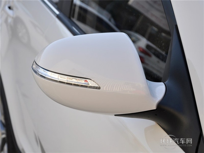 2015款 2.0L 自動兩驅(qū)版Premium
