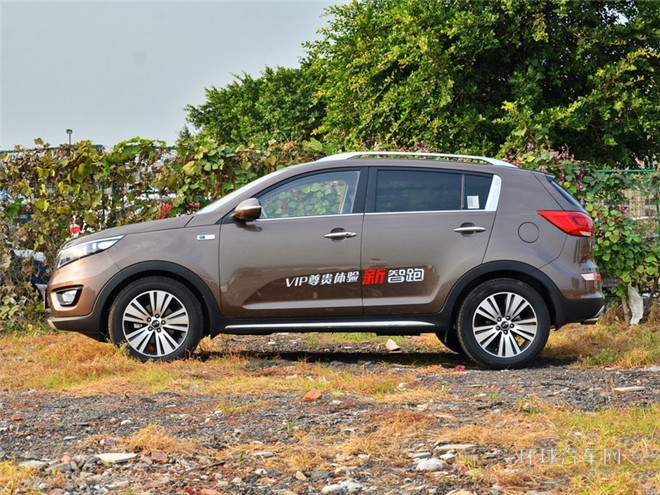 2015款 2.0L 自動四驅(qū)版GLS