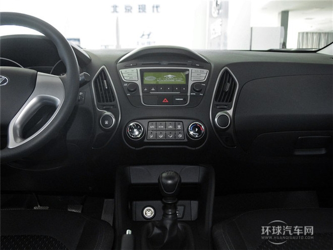 2015款 2.0L 手動(dòng)兩驅(qū)舒適型 國(guó)IV