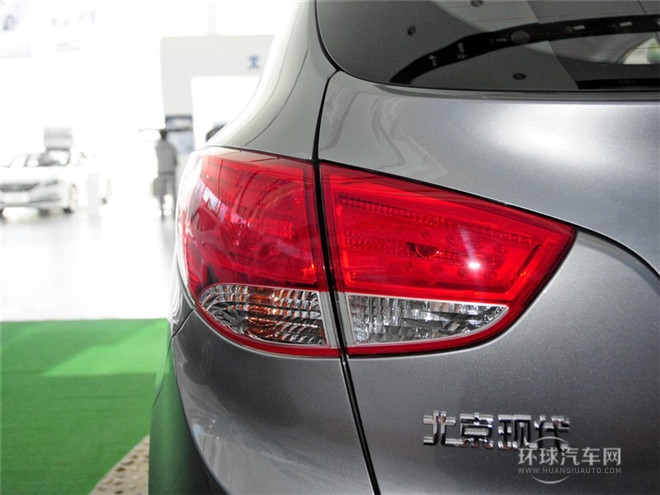 2015款 2.0L 手動兩驅(qū)舒適型 國IV