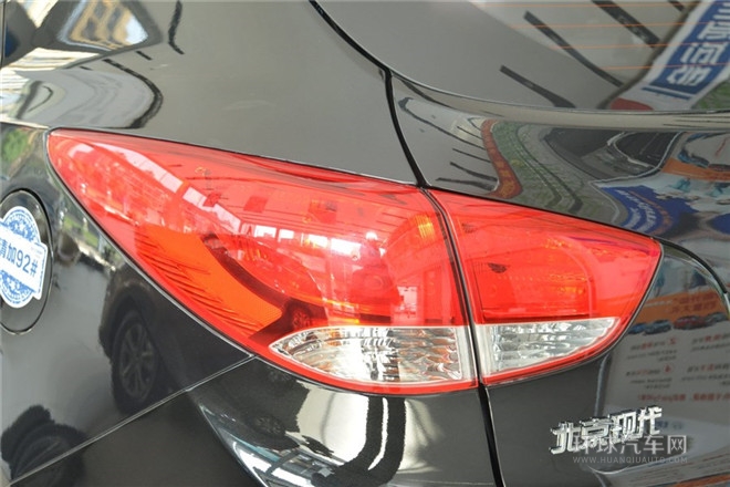2015款 2.0L 手動(dòng)兩驅(qū)舒適型 國(guó)V