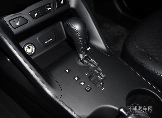 2015款 2.0L 自動兩驅(qū)領(lǐng)先型 國IV