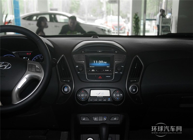 2015款 2.0L 自動(dòng)兩驅(qū)領(lǐng)先型 國(guó)IV