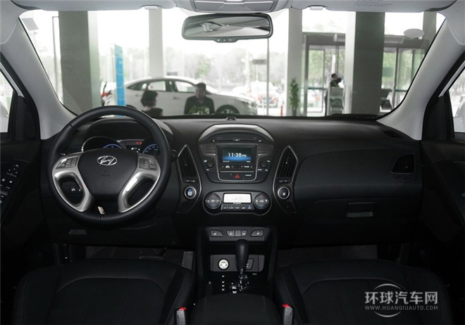 2015款 2.0L 自動(dòng)兩驅(qū)領(lǐng)先型 國(guó)IV