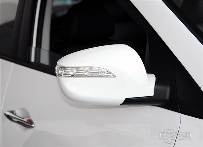 2015款 2.0L 自動兩驅(qū)領(lǐng)先型 國V