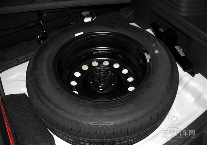 2015款 2.0L 自動(dòng)兩驅(qū)舒適型 國(guó)IV