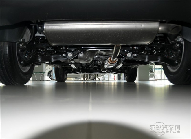 2015款 2.0L 自動(dòng)兩驅(qū)舒適型 國(guó)IV