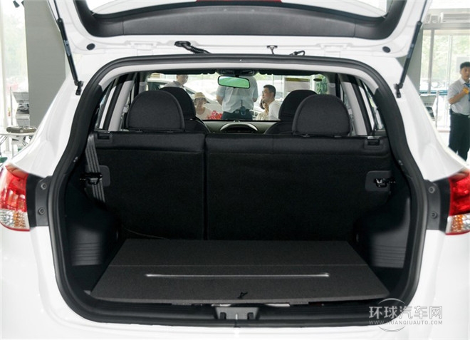 2015款 2.0L 自動(dòng)兩驅(qū)舒適型 國IV