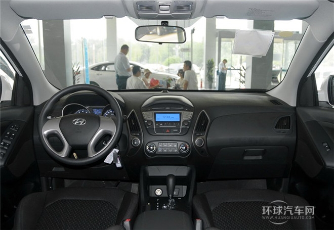 2015款 2.0L 自動(dòng)兩驅(qū)舒適型 國(guó)IV