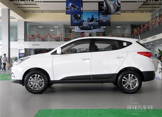 2015款 2.0L 自動(dòng)兩驅(qū)舒適型 國IV
