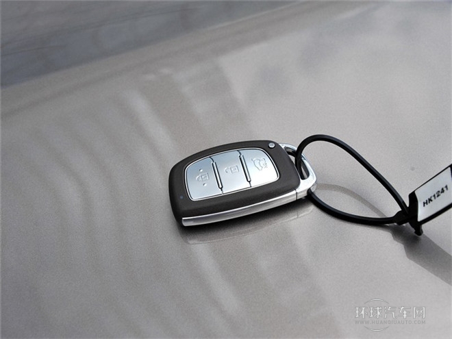 2015款 2.0L 自動兩驅(qū)智能型 國IV