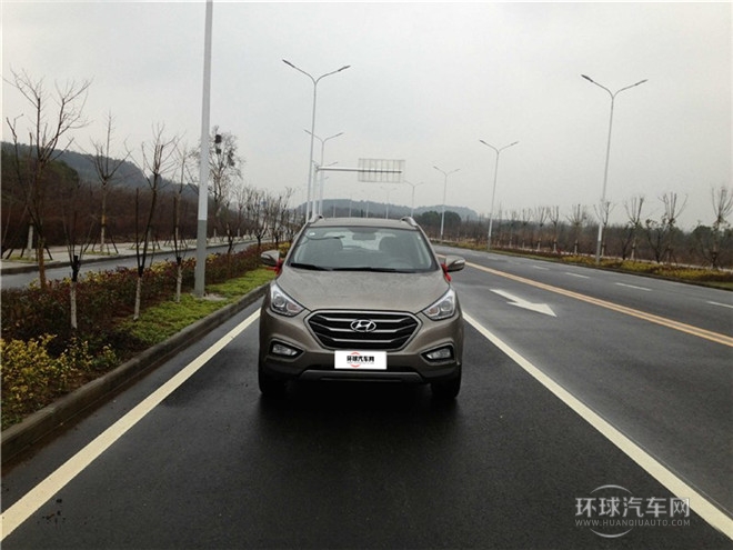 2015款 2.0L 自動(dòng)兩驅(qū)智能型 國IV