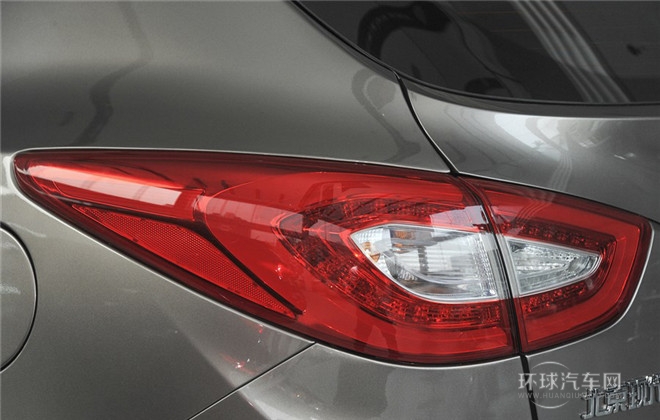2015款 2.0L 自動四驅(qū)智能型 國IV