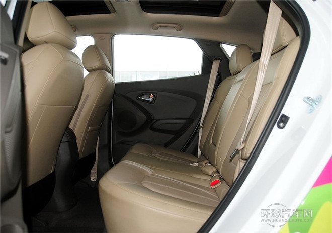 2015款 2.4L 自動四驅(qū)領先型 國V