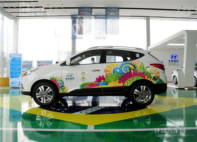 2015款 2.4L 自動(dòng)四驅(qū)領(lǐng)先型 國V