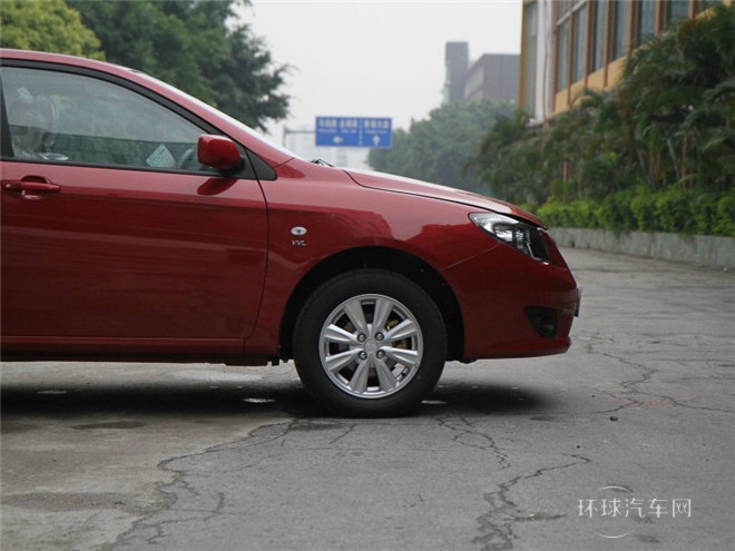 2015款 節(jié)能版 1.5L 手動尊貴型