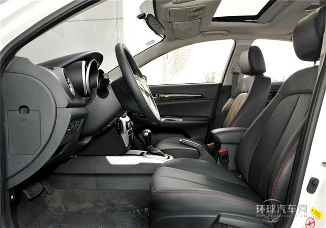 2015款 1.6L 自動(dòng)尊貴型